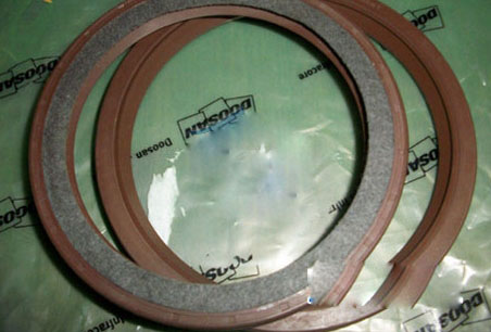 DOOSAN SENSOR;OIL(REAR) 65.01510-0141 FOR P158LE P180LE P222LE